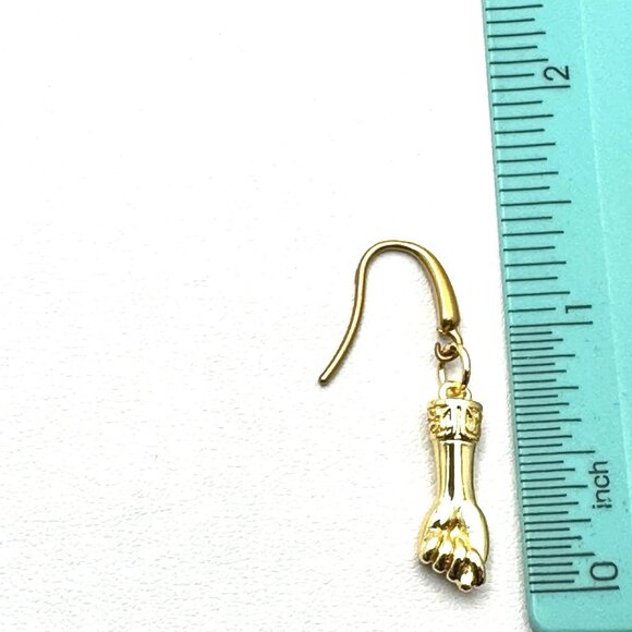 18K Gold Plated Figa Fist Earrings Pierced Chandelier - Picture 4 of 4